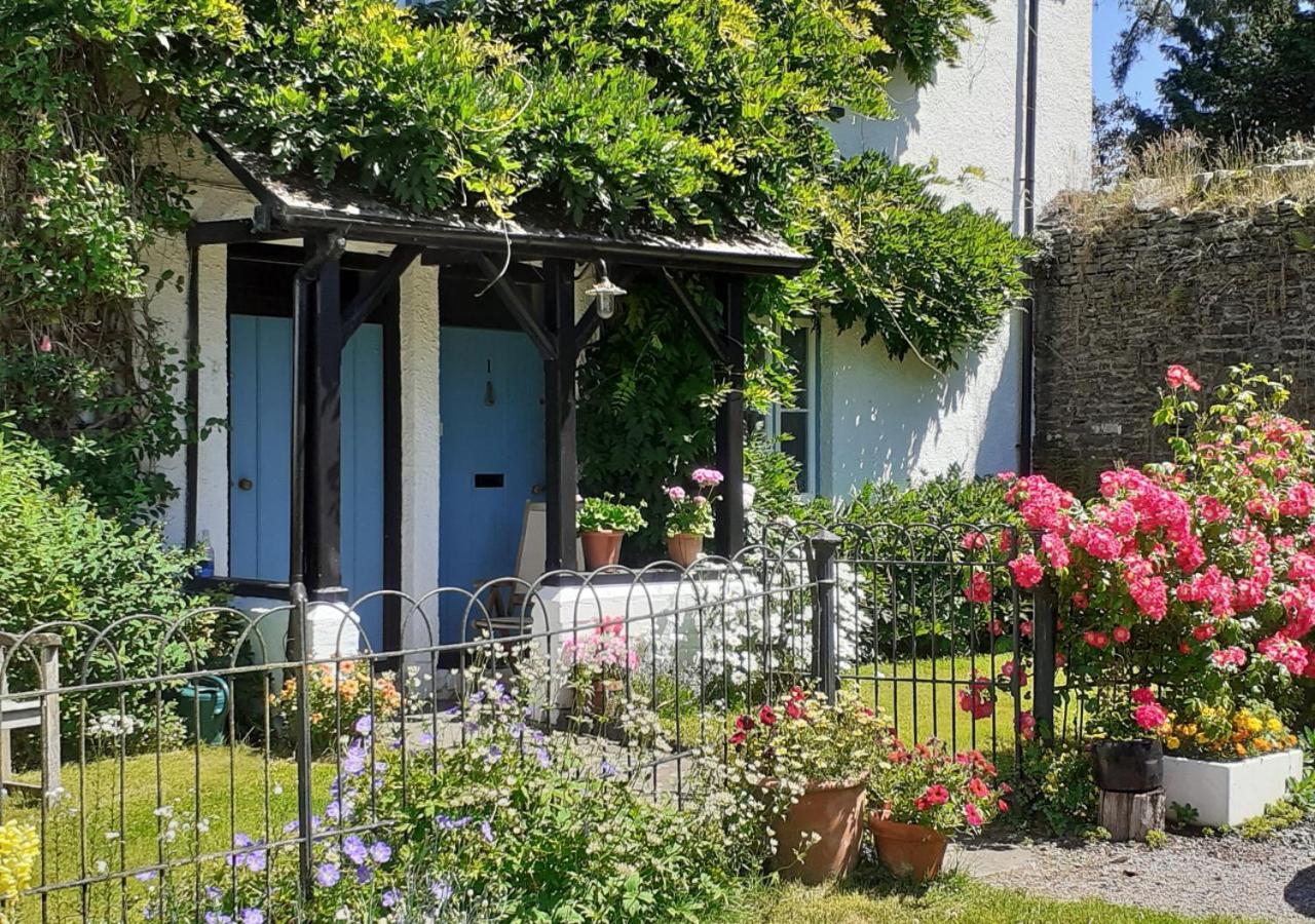 Castell Madoc Cottages Lower Chapel Exterior foto